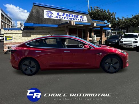 Used 2020 Tesla Model 3 Standard Range Plus RWD image 8