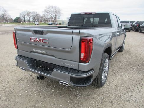 New 2026 GMC Sierra 1500 Denali w/ Denali Reserve Package AWD/4WD image 5