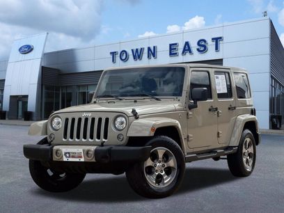 Used 2017 Jeep Wrangler Unlimited Sahara w/ Connectivity Group
