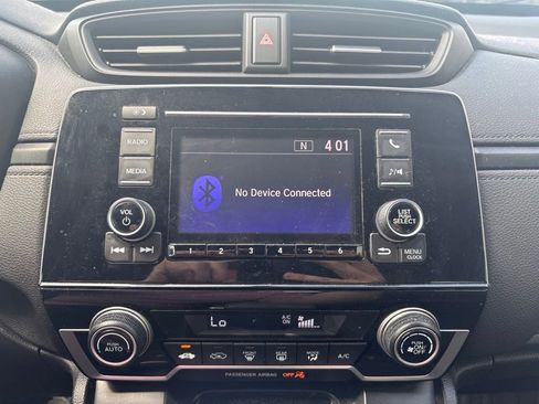 Used 2017 Honda CR-V LX image 18