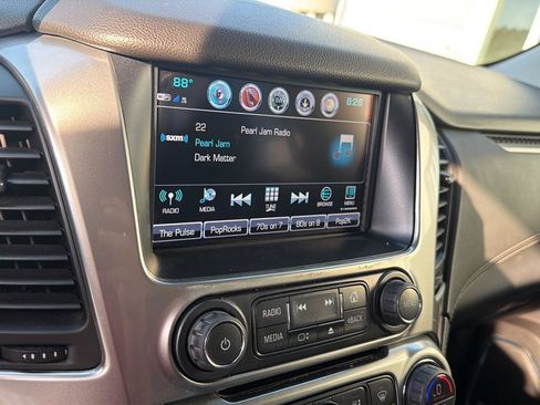 Used 2018 Chevrolet Tahoe LT w/ Off-Road Package AWD/4WD image 24