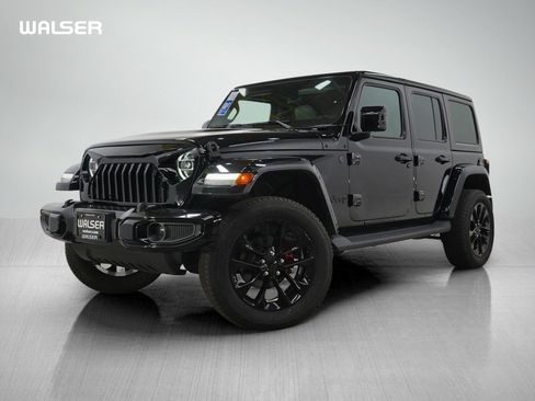 Used 2022 Jeep Wrangler Unlimited Sahara AWD/4WD image 1