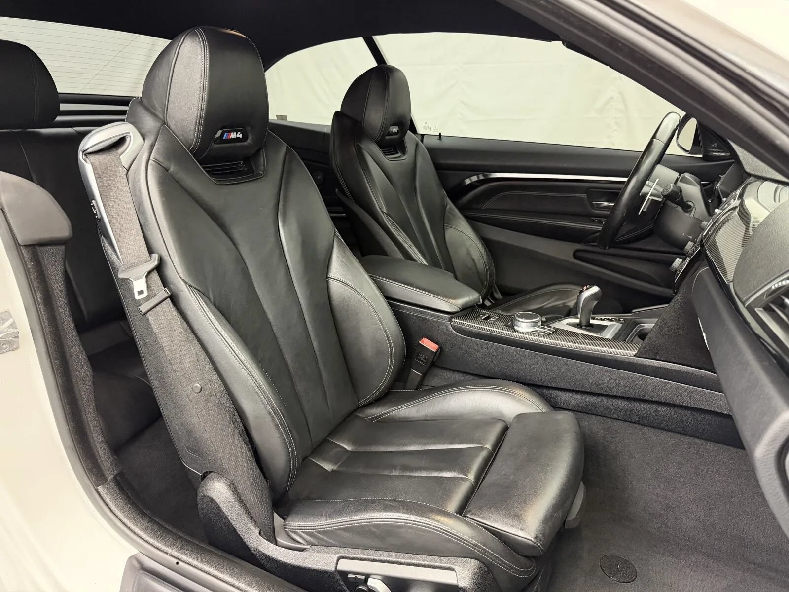 Used 2018 BMW M4 Convertible RWD image 42