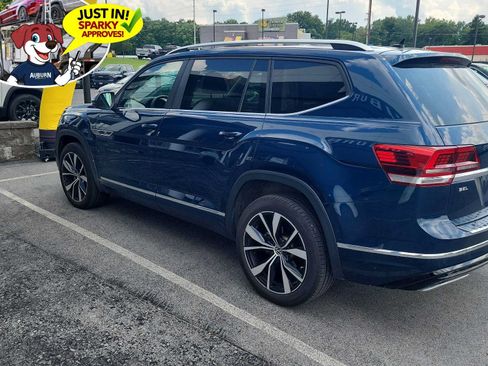 Used 2019 Volkswagen Atlas SEL R-Line AWD/4WD image 2
