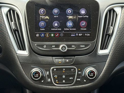 Used 2023 Chevrolet Malibu LT w/ Driver Confidence Package FWD image 11