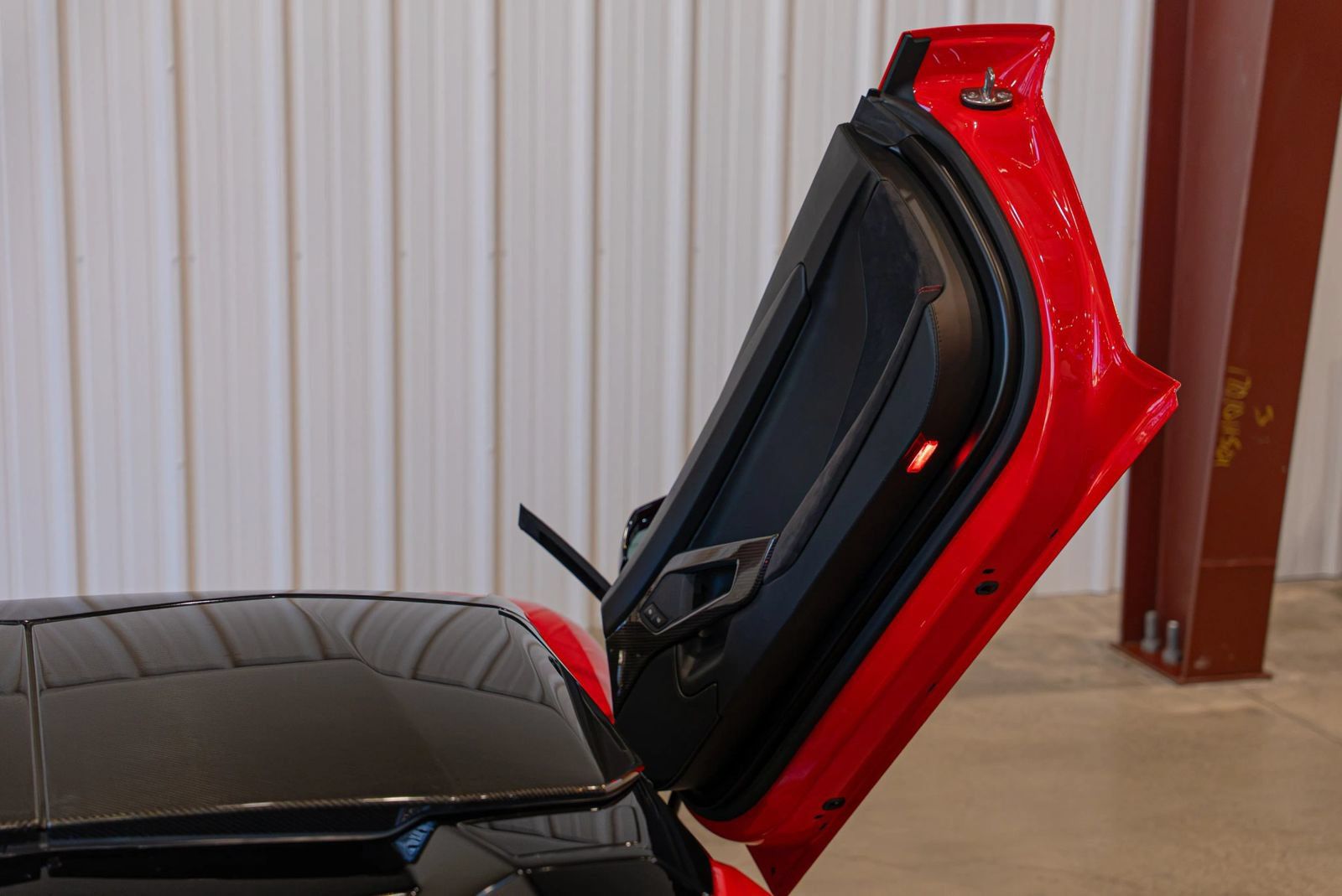 Used 2018 Lamborghini Aventador S AWD/4WD image 36