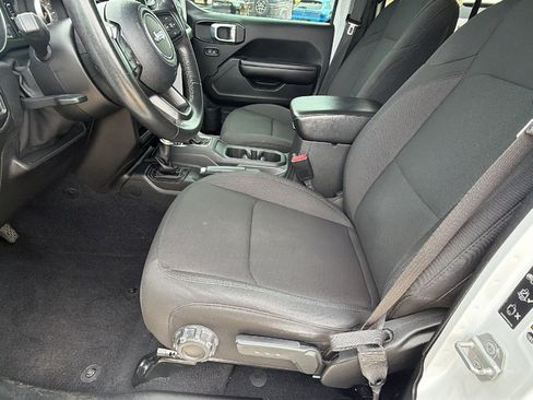 Used 2021 Jeep Wrangler Unlimited Sport image 16
