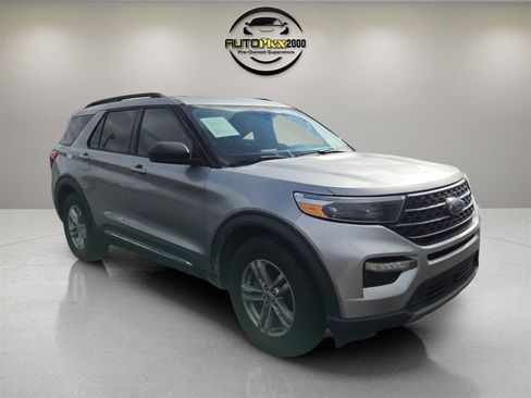 Used 2020 Ford Explorer XLT w/ Equipment Group 202A image 1