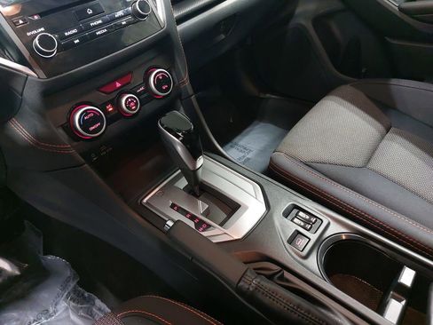 Used 2022 Subaru Crosstrek 2.0i Premium w/ Moonroof Package image 24