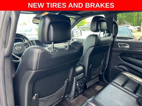 Used 2018 Jeep Grand Cherokee Limited AWD/4WD image 21