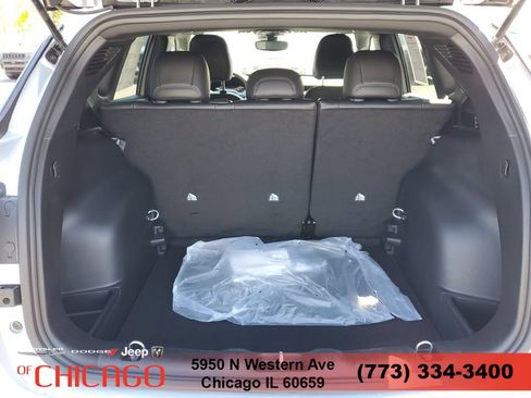 New 2026 Jeep Compass Latitude AWD/4WD image 7