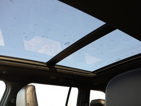 New 2026 Jeep Grand Cherokee Limited AWD/4WD image 8