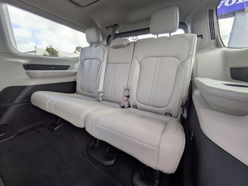 Used 2024 Jeep Wagoneer Series II w/ Premium Group I image 18