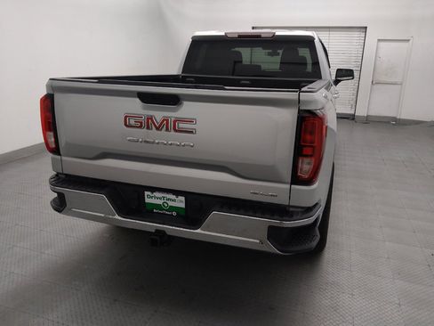 Used 2020 GMC Sierra 1500 SLE w/ SLE Value Package AWD/4WD image 7