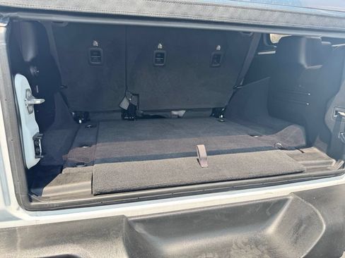Used 2024 Jeep Wrangler Unlimited Sport AWD/4WD image 15