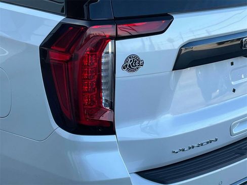 Certified 2024 GMC Yukon XL Denali Ultimate image 10