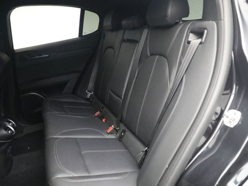 Used 2022 Alfa Romeo Stelvio Ti AWD/4WD image 19