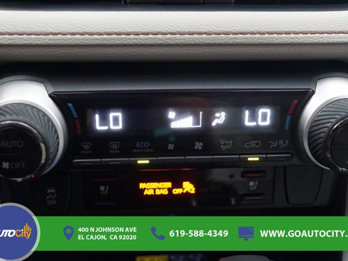 Used 2022 Toyota RAV4 Limited FWD image 23