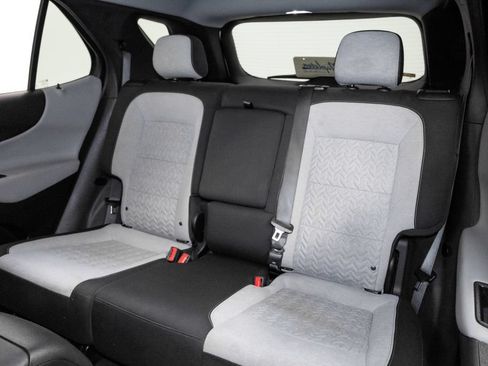 Used 2022 Chevrolet Equinox LS w/ LS Convenience Package FWD image 20