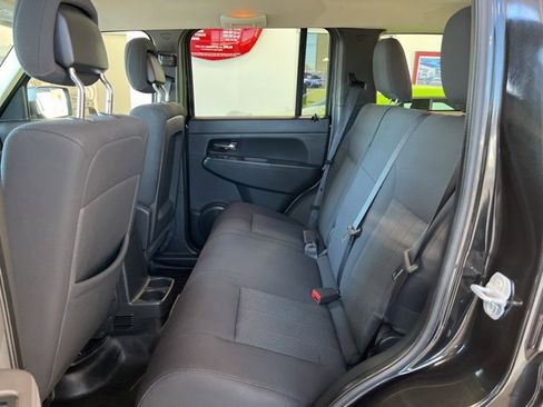 Used 2011 Jeep Liberty Sport w/ Popular Equipment Group image 11