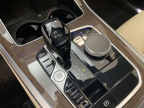 Used 2021 BMW X5 sDrive40i w/ Premium Package image 10