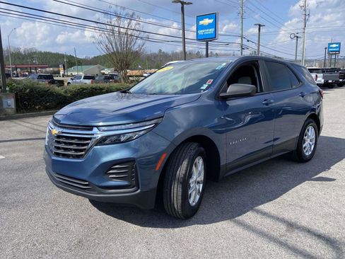 Certified 2024 Chevrolet Equinox LS w/ LS Convenience Package image 27