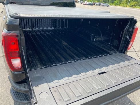 Used 2021 GMC Sierra 1500 Elevation AWD/4WD image 19