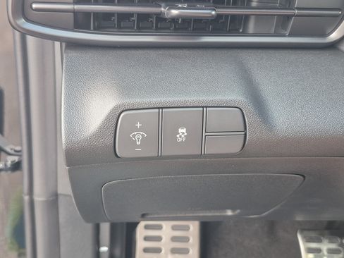 New 2026 Hyundai Elantra SEL Sport FWD image 29