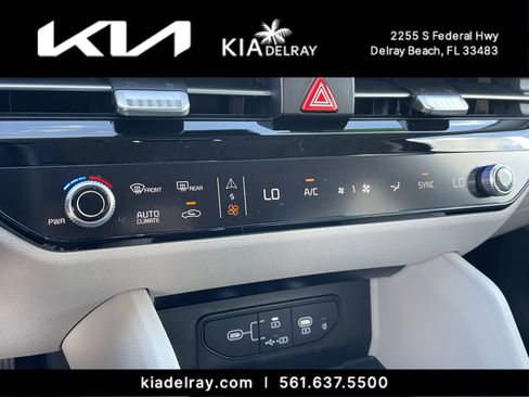 Used 2026 Kia Sportage EX w/ EX Panorama Roof Package image 22