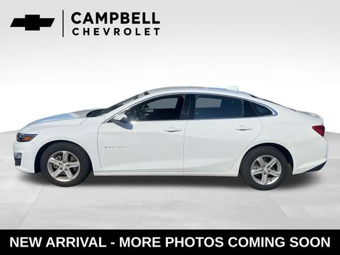Used 2023 Chevrolet Malibu LT w/ Driver Confidence Package FWD image 2