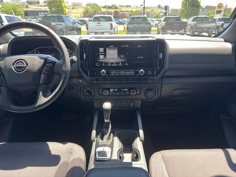 Used 2026 Nissan Frontier SV w/ All-Weather Content Package AWD/4WD image 9