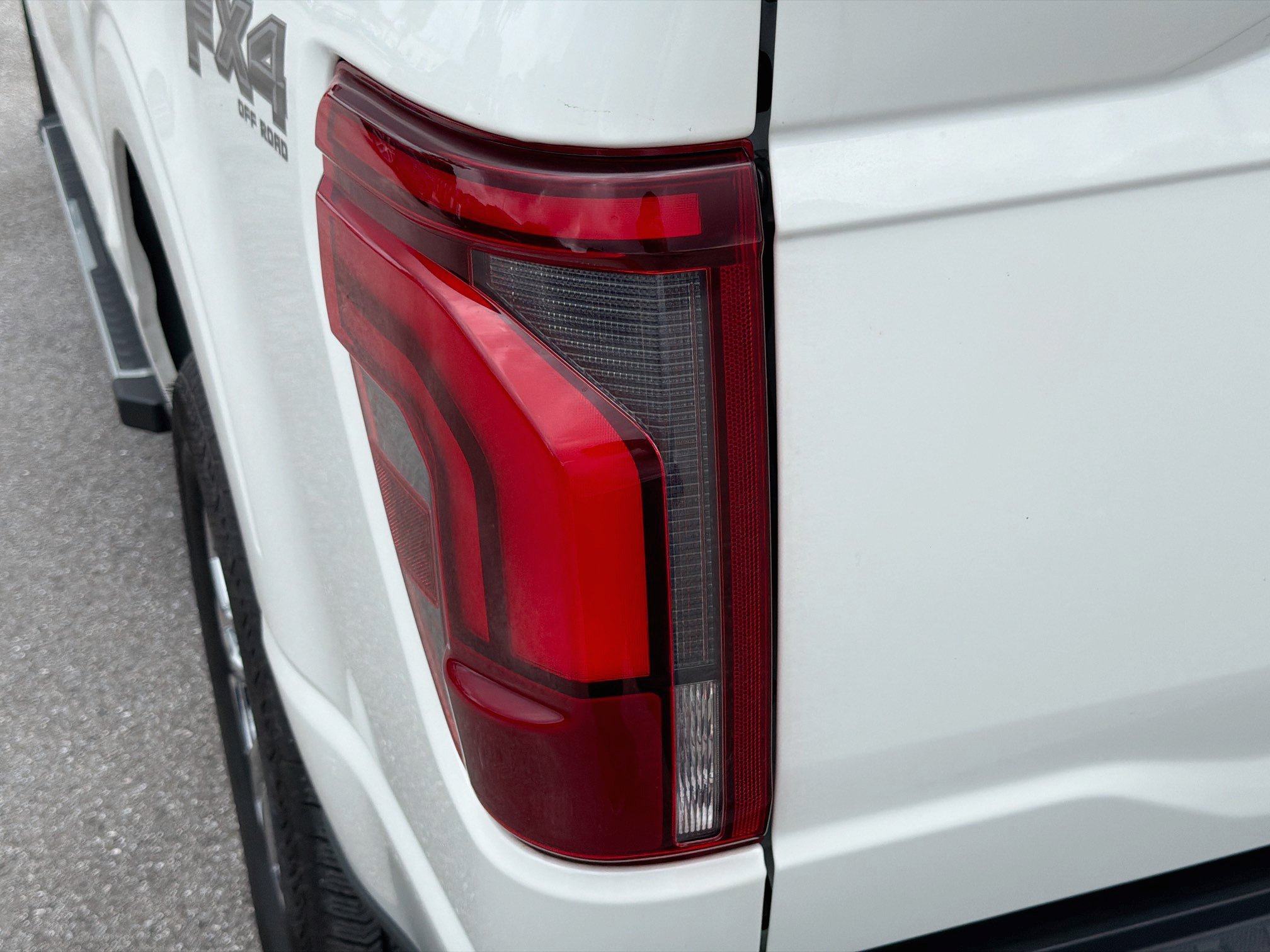 Used 2025 Ford F150 Lariat w/ Equipment Group 501A Mid AWD/4WD image 10