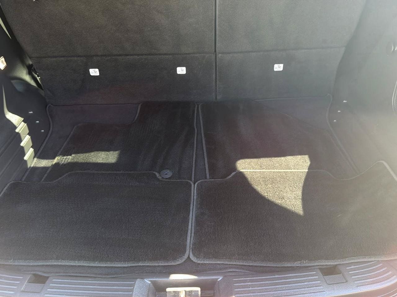 Used 2013 Lincoln MKX AWD image 28