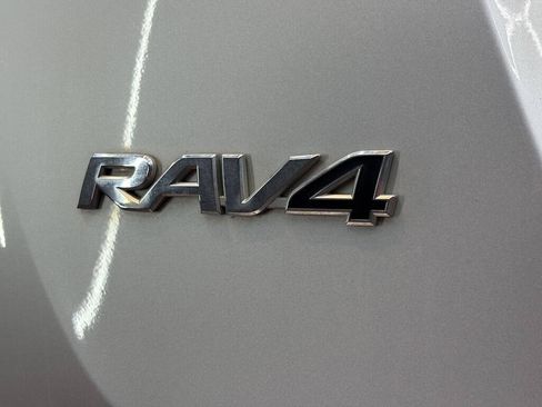 Used 2016 Toyota RAV4 Limited w/ Advanced Technology Package AWD/4WD image 27