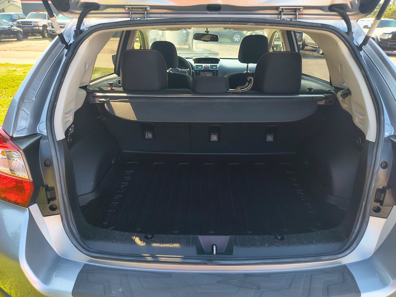 Used 2016 Subaru Crosstrek 2.0i Premium AWD/4WD image 11