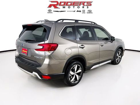 Used 2020 Subaru Forester Touring w/ Popular Package #2 AWD/4WD image 8