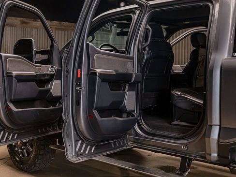 Used 2023 Ford F350 Platinum image 27