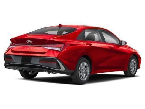New 2026 Hyundai Elantra SEL Sport Premium w/ Cargo Package FWD image 3