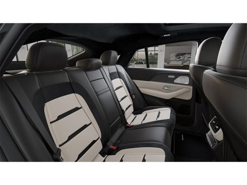 New 2026 Mercedes-Benz GLE 63 AMG S image 5