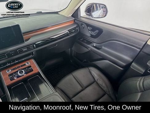 Used 2023 Lincoln Aviator Reserve w/ Elements Package Plus image 25