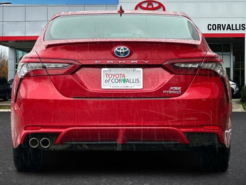 Used 2022 Toyota Camry XSE w/ Navigation Upgrade Package image 5