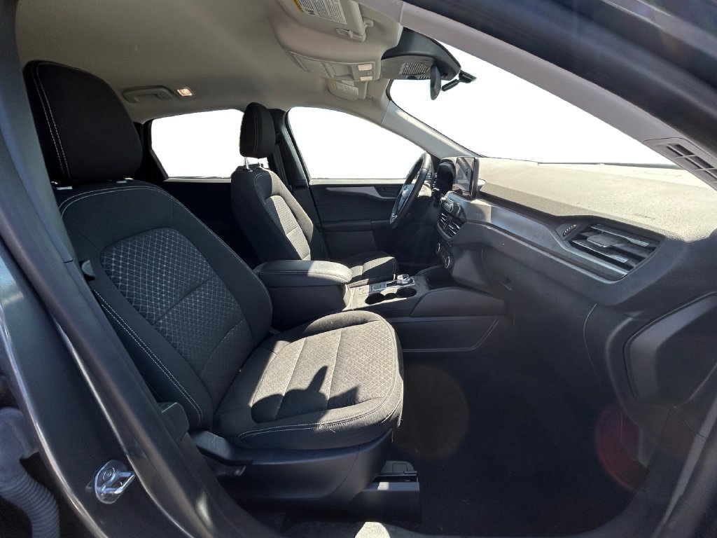 Certified 2024 Ford Escape Active AWD/4WD image 15