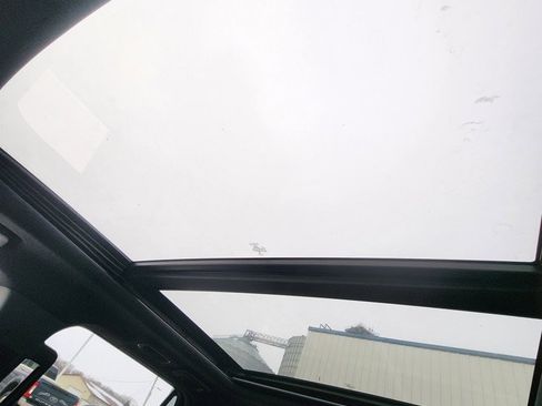 Used 2021 Ford Expedition Max XLT image 24