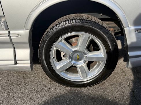 Used 2013 GMC Savana 1500 image 92