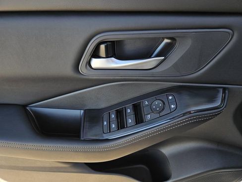 New 2026 Nissan Rogue SV image 14