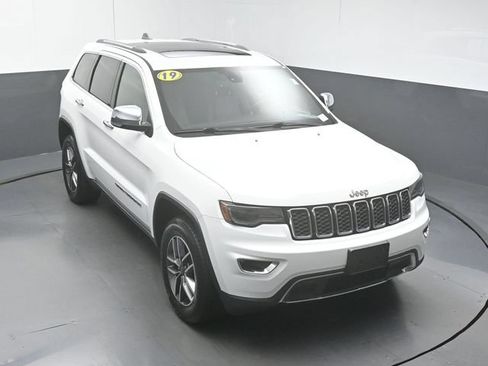 Used 2019 Jeep Grand Cherokee Limited w/ Luxury Group II AWD/4WD image 42