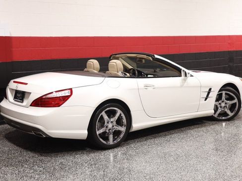 Used 2015 Mercedes-Benz SL 400 image 8