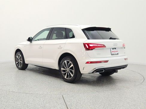 Used 2023 Audi Q5 2.0T Premium Plus w/ Premium Plus Package AWD/4WD image 7