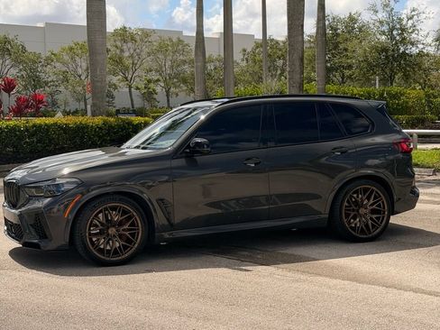 Used 2022 BMW X5 M w/ Competition Package 2 AWD/4WD image 3