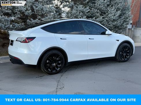 Used 2023 Tesla Model Y Long Range image 10